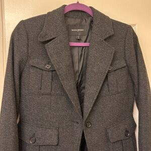 Beautiful new without tags Banana Republic herringbone design wool blazer